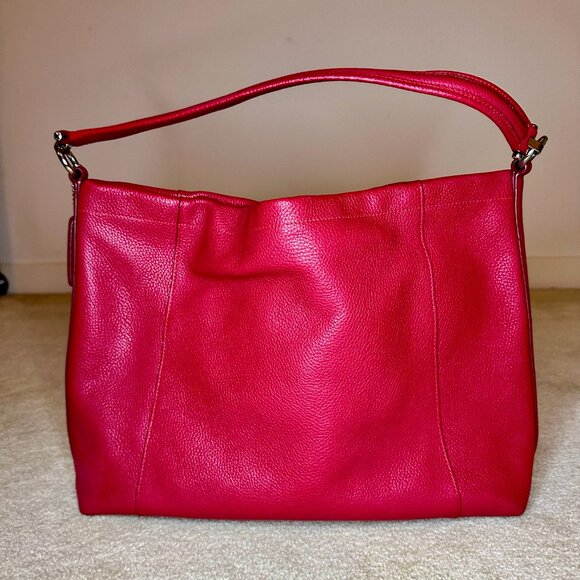 Coach Scout Shoulder Bag in Red - Picture 5 of 7
